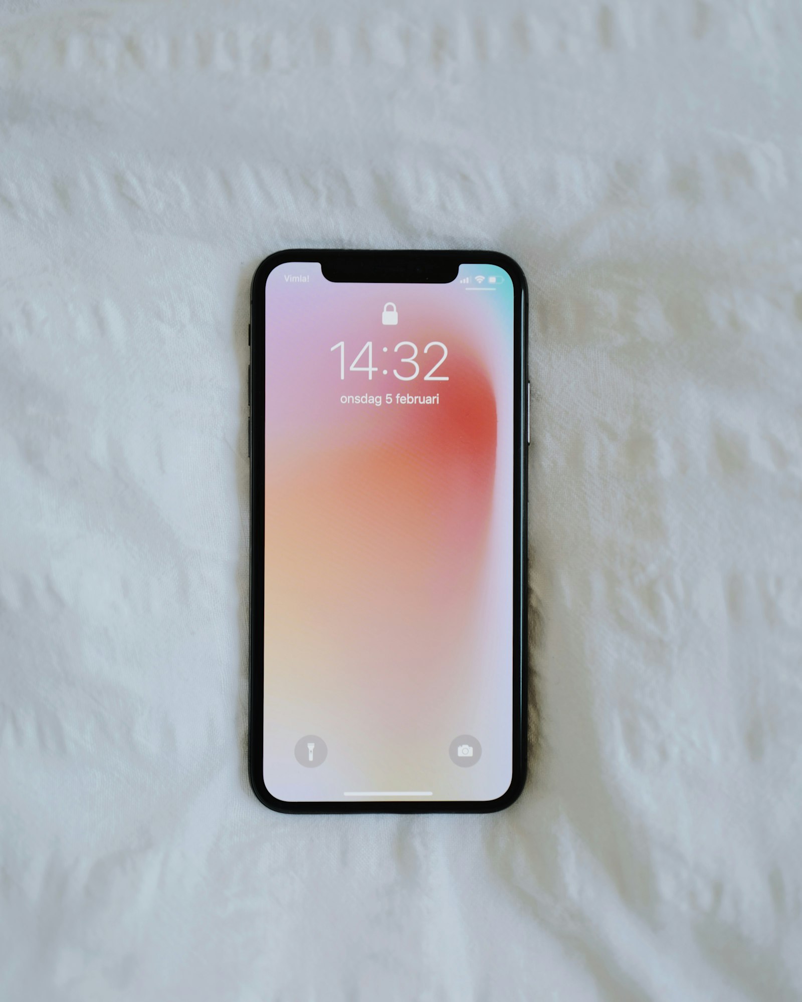 USA eSIM vs Physical SIM Card: Which One Is Better?